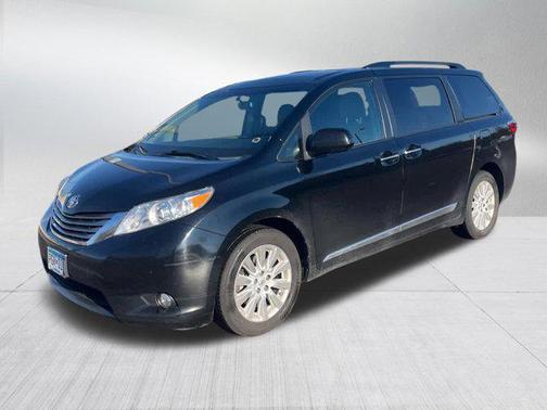 2015 Toyota Sienna XLE