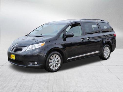 2015 Toyota Sienna XLE