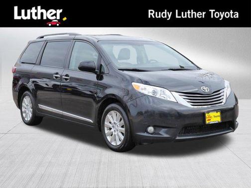 2015 Toyota Sienna XLE
