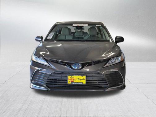 2023 Toyota Camry Hybrid XLE