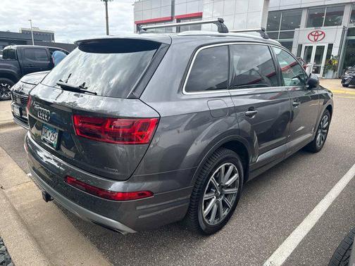2019 Audi Q7 55 Premium Plus