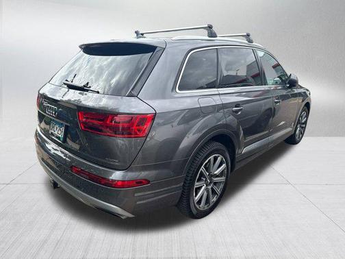 2019 Audi Q7 55 Premium Plus