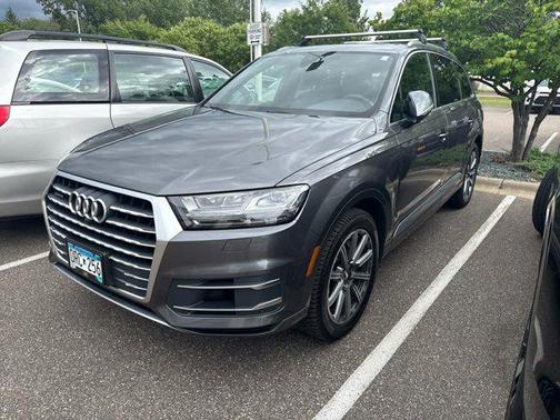 2019 Audi Q7 55 Premium Plus