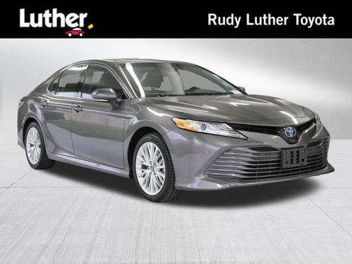 2018 Toyota Camry Hybrid XLE