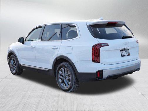 2023 Kia Telluride LX