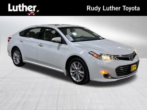 2014 Toyota Avalon XLE Premium