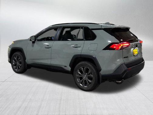 2022 Toyota RAV4 Hybrid XLE Premium