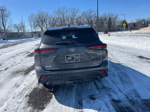 2024 Toyota Highlander XLE