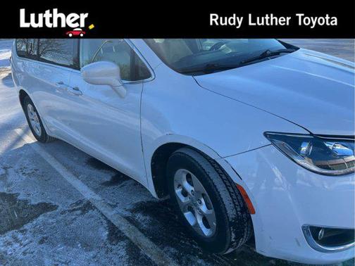 2018 Chrysler Pacifica Hybrid Touring Plus