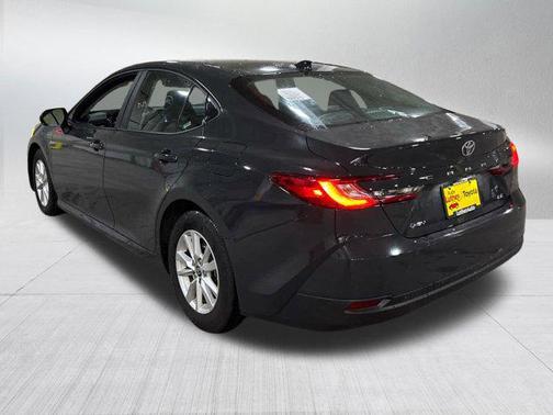 Underground 2025 Toyota Camry LE