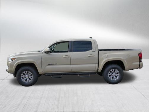Quicksand 2019 Toyota Tacoma SR5