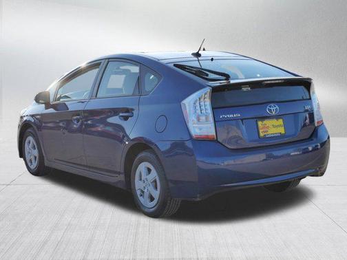 2010 Toyota Prius III