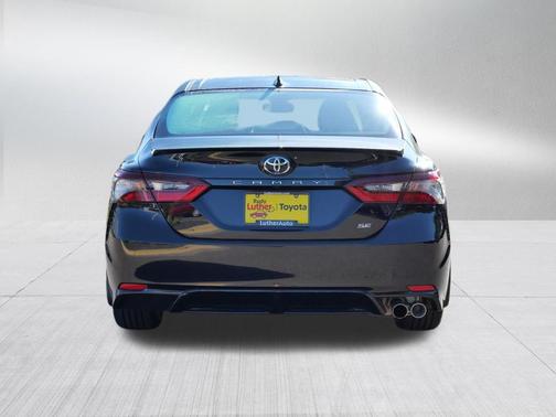 Midnight Black Metallic 2024 Toyota Camry SE