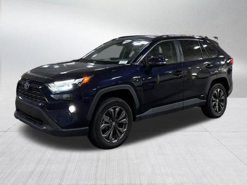 2022 Toyota RAV4 Hybrid XLE Premium