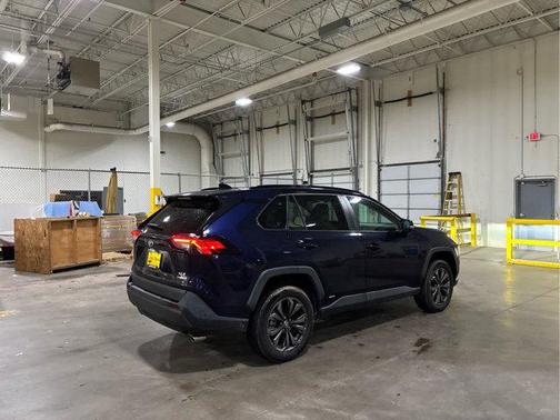 2022 Toyota RAV4 Hybrid XLE Premium