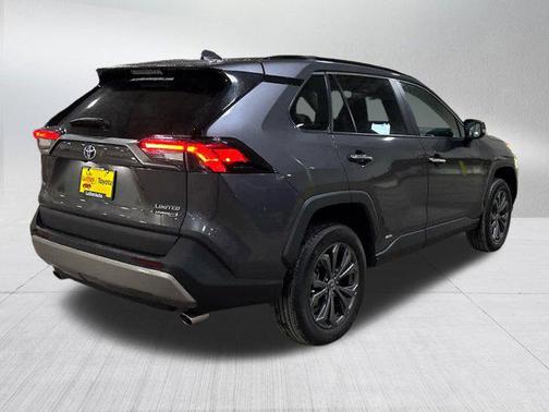 2022 Toyota RAV4 Hybrid SE