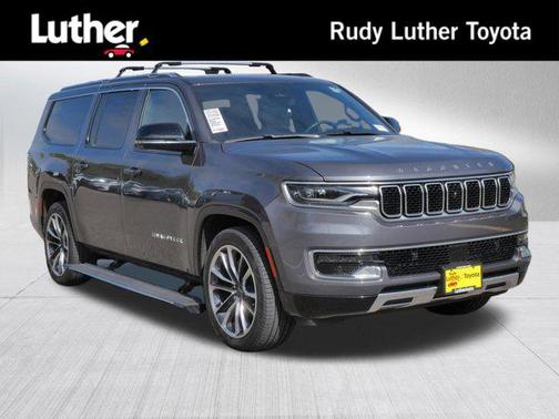Baltic Gray Metallic Clearcoat 2023 Jeep Wagoneer L Series III 4x4