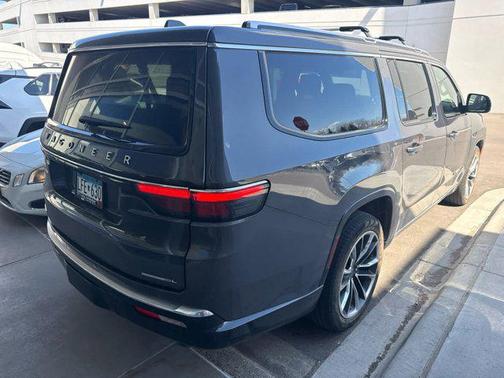 Baltic Gray Metallic Clearcoat 2023 Jeep Wagoneer L Series III 4x4