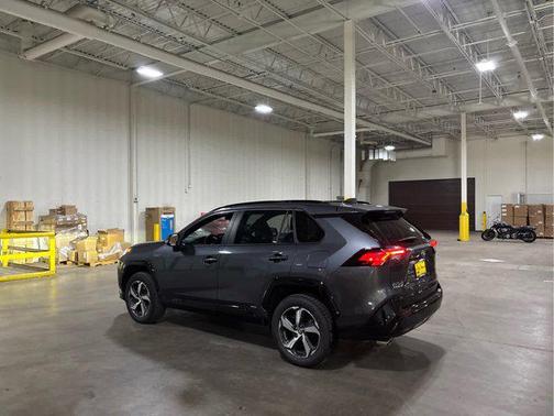 2022 Toyota RAV4 Prime SE