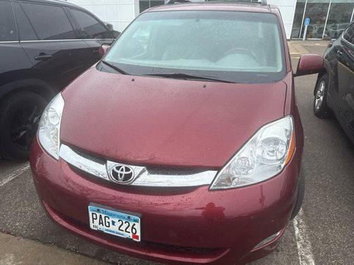 Salsa Red Pearl 2010 Toyota Sienna XLE Limited