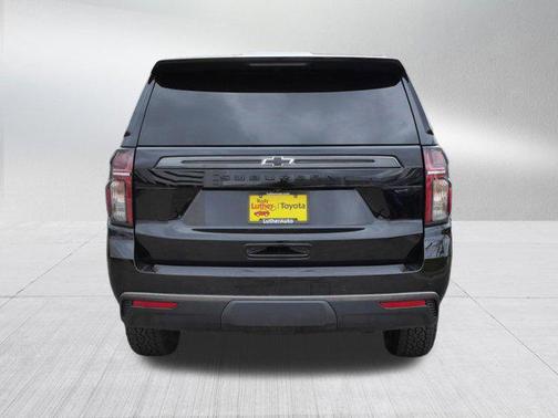 Black 2022 Chevrolet Suburban 4WD Z71