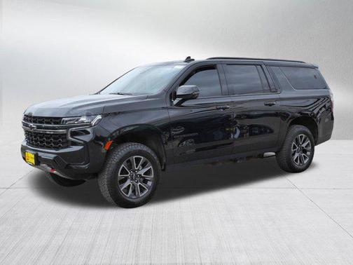 Black 2022 Chevrolet Suburban 4WD Z71