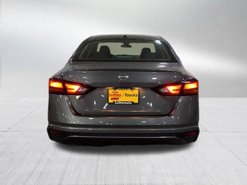 Gun Metallic 2025 Nissan Altima SV FWD