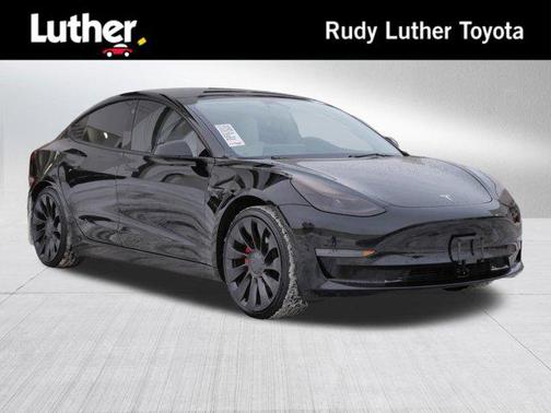 2023 Tesla Model 3 Performance