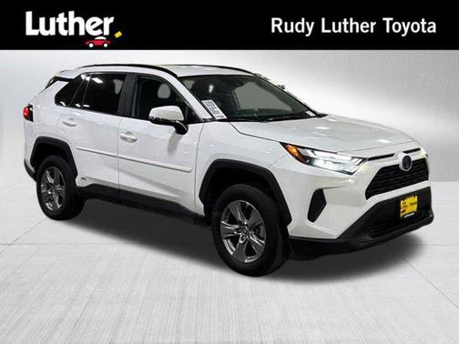 2024 Toyota RAV4 Hybrid LE