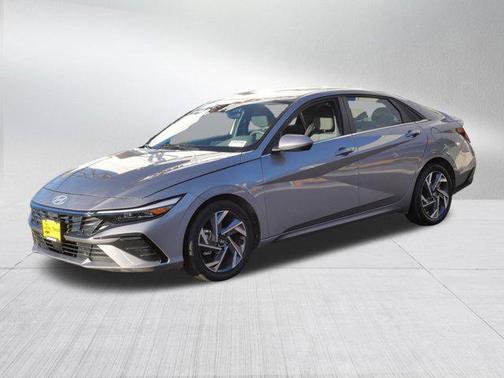 2025 Hyundai ELANTRA SEL