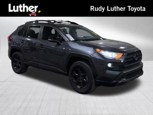 2020 Toyota RAV4 SE