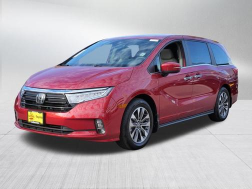 Radiant Red Metallic II 2024 Honda Odyssey EX-L