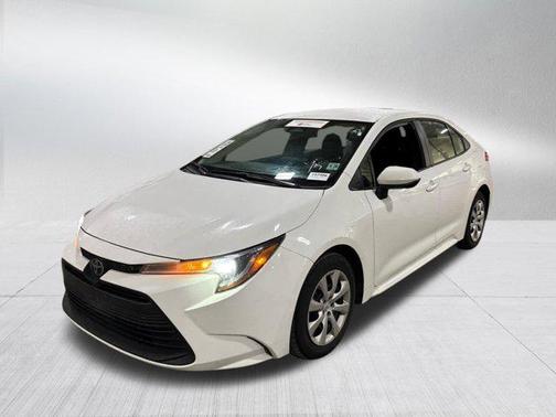 Ice Cap 2024 Toyota Corolla LE