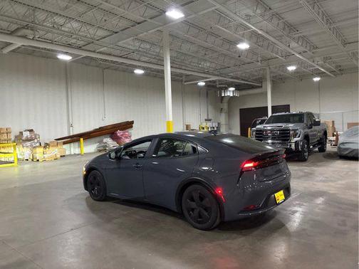 2025 Toyota Prius LE