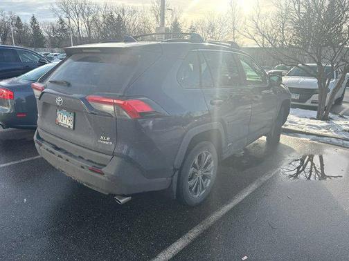 2023 Toyota RAV4 Hybrid XLE Premium