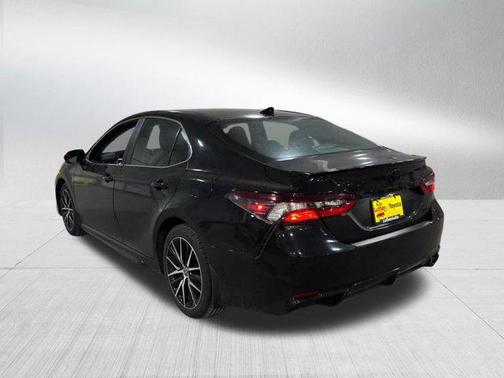 Midnight Black Metallic 2023 Toyota Camry SE