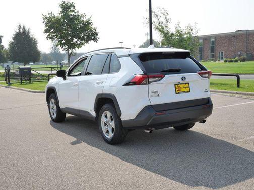 2021 Toyota RAV4 Hybrid LE