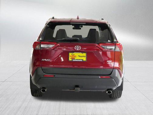 2020 Toyota RAV4 XLE Premium