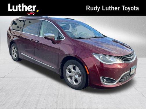 2018 Chrysler Pacifica Hybrid Limited
