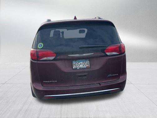 2018 Chrysler Pacifica Hybrid Limited