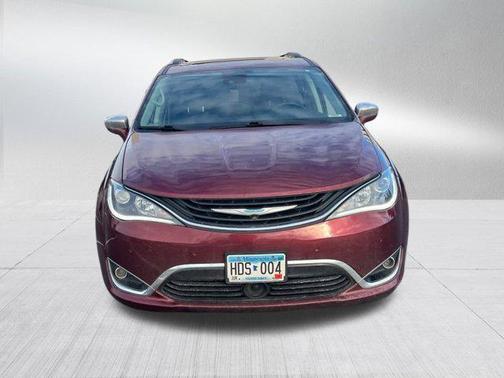2018 Chrysler Pacifica Hybrid Limited
