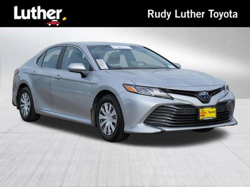 2018 Toyota Camry Hybrid LE