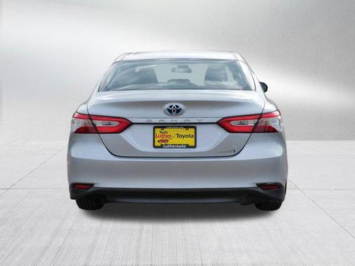 2018 Toyota Camry Hybrid LE