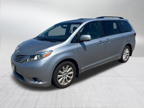 Silver Sky Metallic 2017 Toyota Sienna Limited Premium
