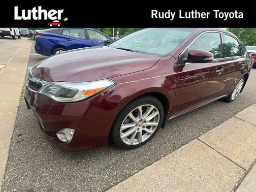 Moulin Rouge Mica 2013 Toyota Avalon XLE Touring