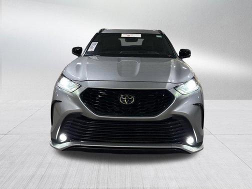 2025 Toyota Highlander XSE