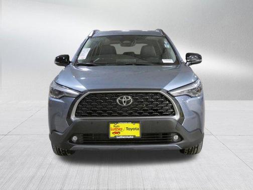 2025 Toyota Corolla Cross XLE