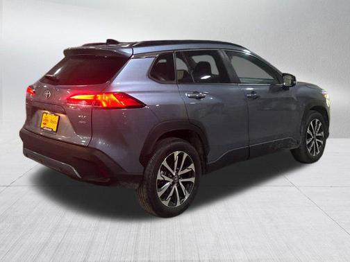 2025 Toyota Corolla Cross XLE