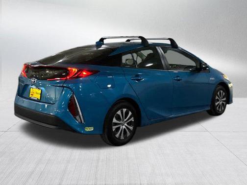 2021 Toyota Prius Prime LE