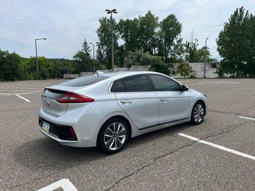 2019 Hyundai IONIQ Hybrid Limited
